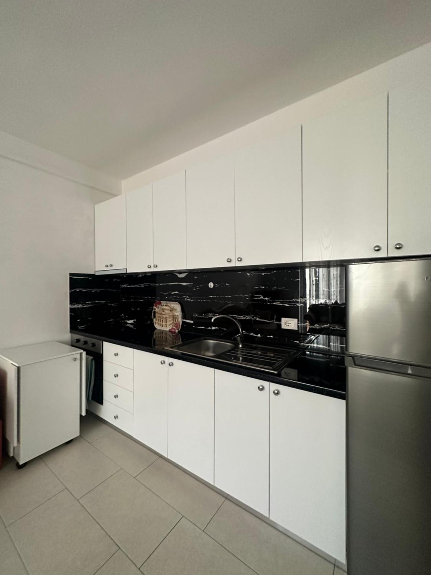 Genti Apartament Durrës